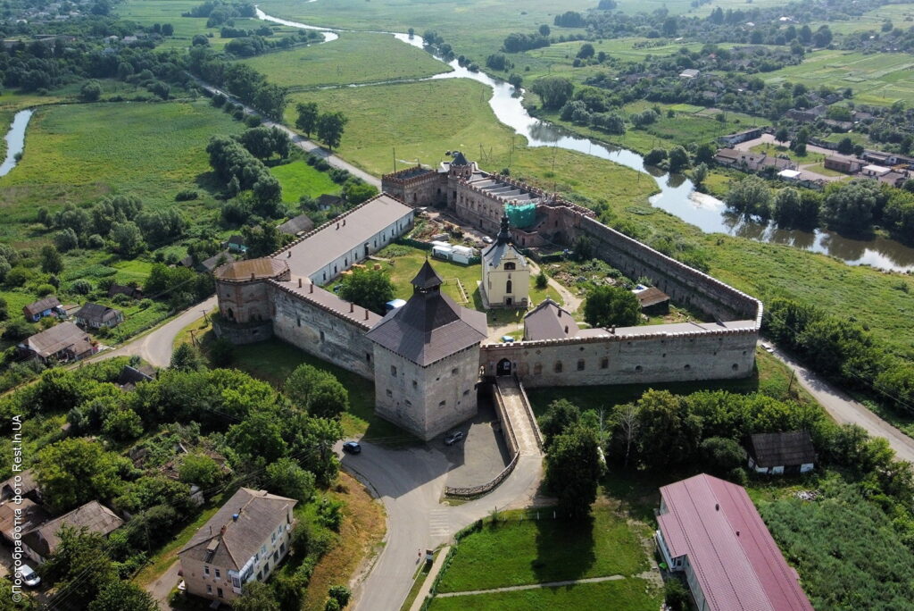 Меджибізький замок