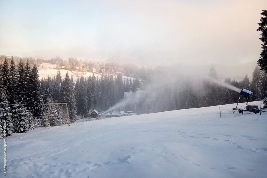 Снежные пушки в Яблунице