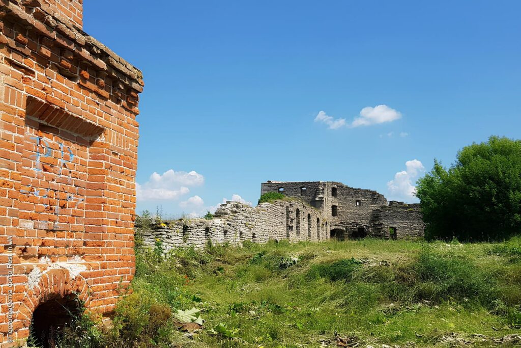 Сатановский замок